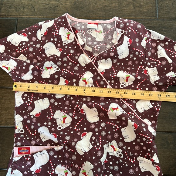💜3/$15 Dickies Polar Bear Candy Canes Christmas Scrub - Picture 8 of 10